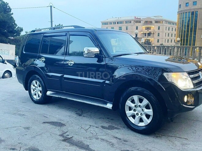 Mitsubishi Pajero 2013, 242,000 km - 3.2 l - Bakı