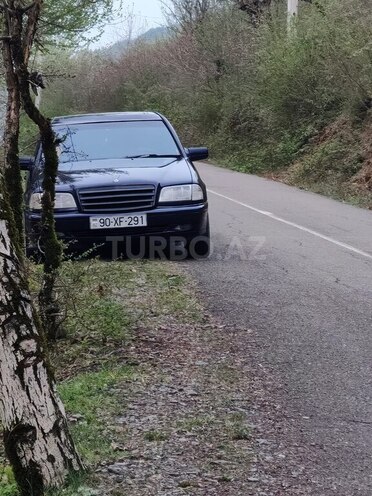 Mercedes C 200 1998, 345,000 km - 2.0 l - Qəbələ