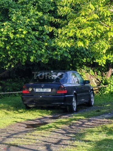 Mercedes C 200 1998, 345,000 km - 2.0 l - Qəbələ