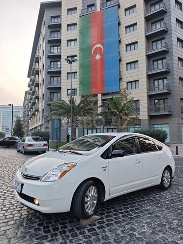 Toyota Prius-9