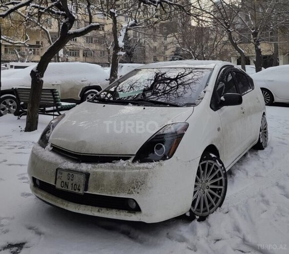 Toyota Prius-17