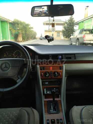 Mercedes 220 E 1994, 452,285 km - 2.2 l - Hacıqabul
