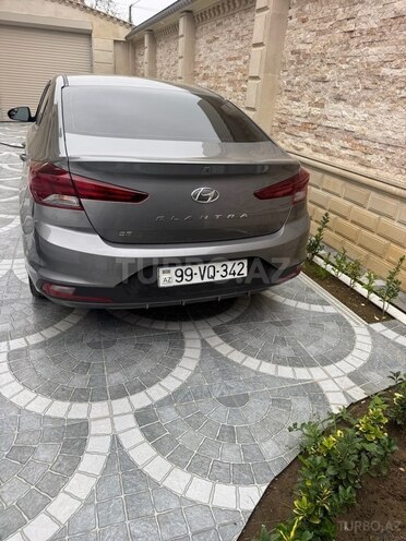 Hyundai Elantra 2018, 80,000 km - 2.0 л - Lənkəran