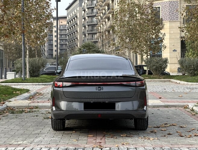 Changan Qiyuan A05 2025, 24,000 km - 1.5 л - Bakı