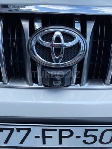 Toyota Land Cruiser Prado-10