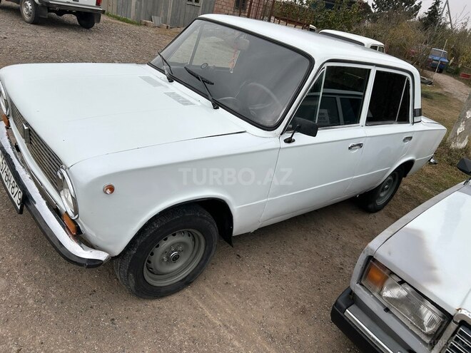 LADA (VAZ) 21011 1972, 30,000 km - 1.3 л - Saatlı
