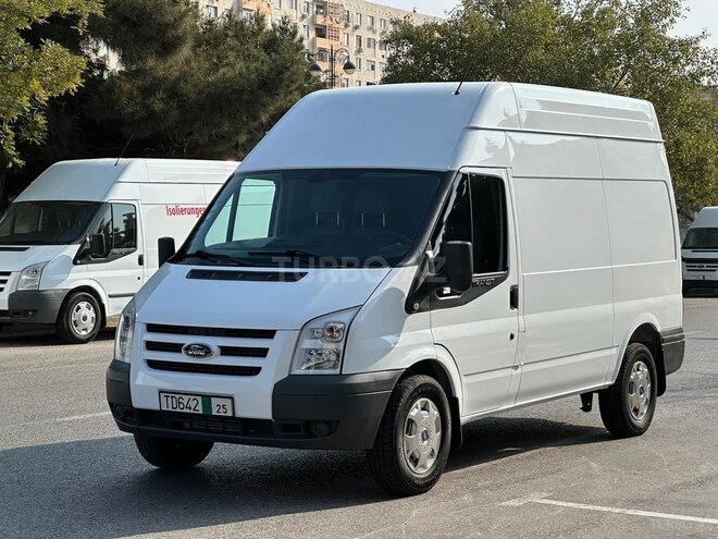Ford Transit-2