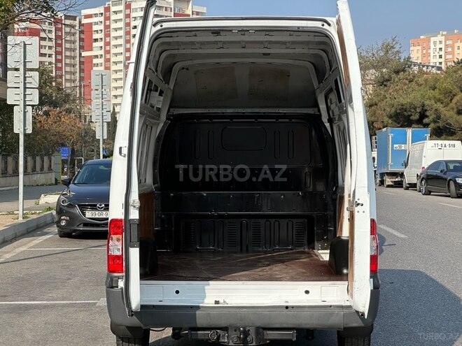 Ford Transit-7