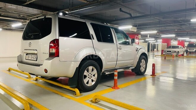 Nissan Pathfinder 2006, 120,000 km - 2.5 l - Gəncə