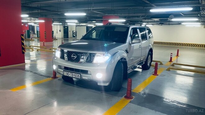 Nissan Pathfinder 2006, 120,000 km - 2.5 l - Gəncə