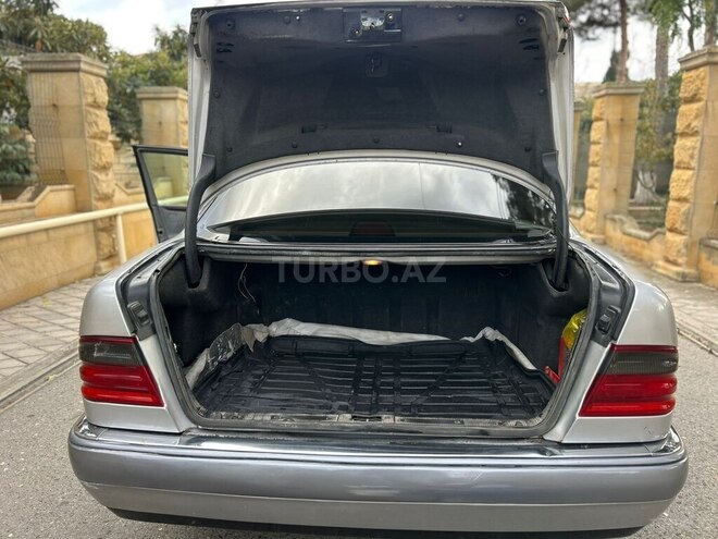 Mercedes E 300 1997, 422,000 km - 3.0 l - Bakı