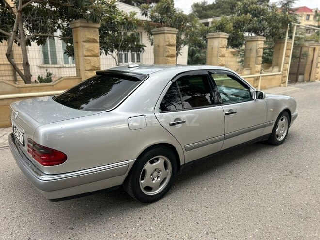 Mercedes E 300 1997, 422,000 km - 3.0 l - Bakı