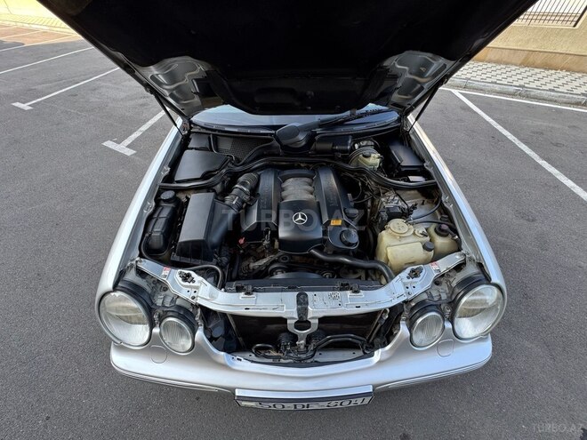 Mercedes E 240 2000, 360,700 km - 2.4 l - Sumqayıt