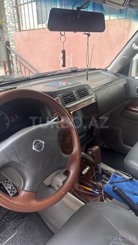 Nissan Patrol 2004, 400,000 km - 3.0 l - Bakı