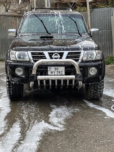 Nissan Patrol 2004, 400,000 km - 3.0 l - Bakı