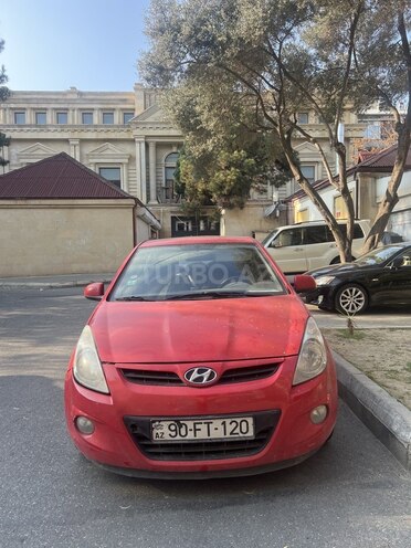 Hyundai i20-1