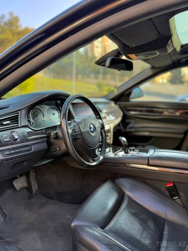 BMW 750 2010, 426,000 km - 4.4 l - Bakı