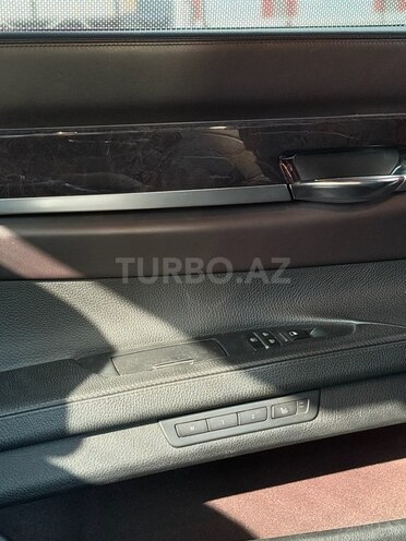BMW 750 2010, 426,000 km - 4.4 l - Bakı