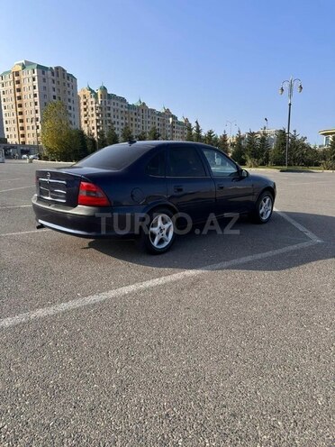 Opel Vectra 1996, 350,000 km - 1.8 l - Sumqayıt