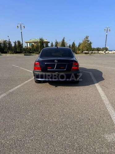 Opel Vectra 1996, 350,000 km - 1.8 l - Sumqayıt