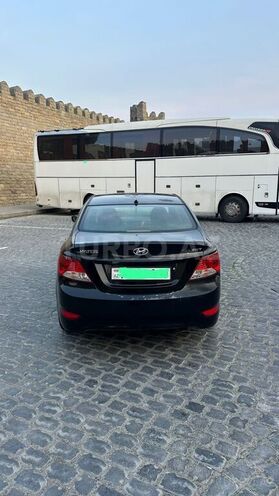 Hyundai Accent 2011, 237,000 km - 1.4 l - Bakı