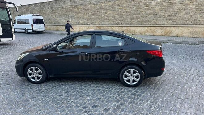 Hyundai Accent 2011, 237,000 km - 1.4 l - Bakı