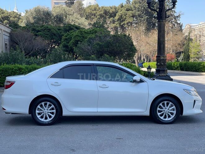 Toyota Camry-2