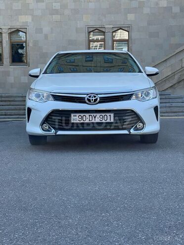 Toyota Camry-1