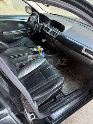 BMW 745 2004, 289,652 km - 4.4 l - Bakı