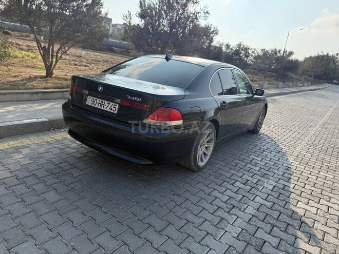 BMW 745 2004, 289,652 km - 4.4 l - Bakı