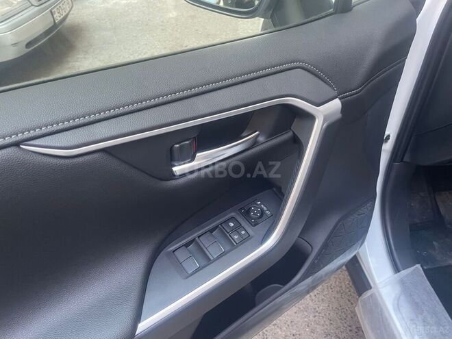 Toyota RAV4 2025, 0 km - 2.5 l - Bakı