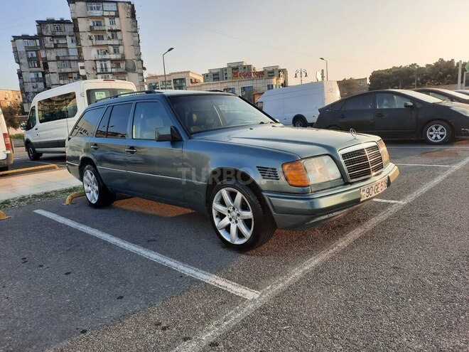 Mercedes E 250 1993, 942,000 km - 2.5 l - Bakı
