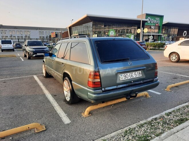 Mercedes E 250 1993, 942,000 km - 2.5 l - Bakı