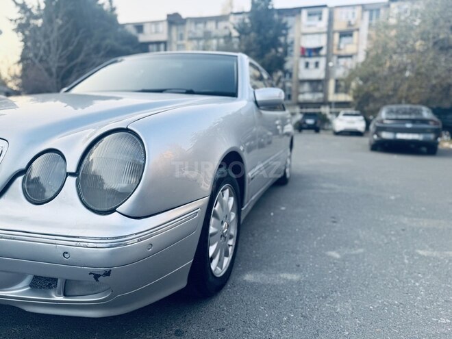Mercedes E 270 2000, 522,000 km - 2.7 l - Bakı