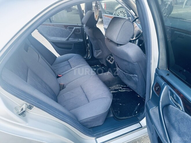 Mercedes E 270 2000, 522,000 km - 2.7 l - Bakı