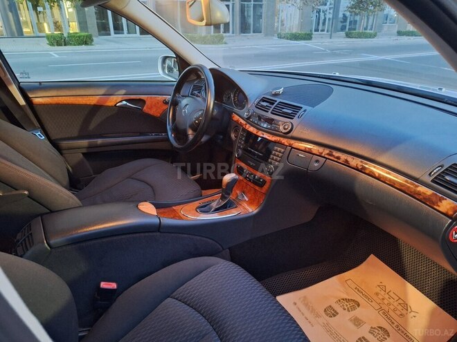 Mercedes E 220 2005, 450,000 km - 2.2 l - Bakı