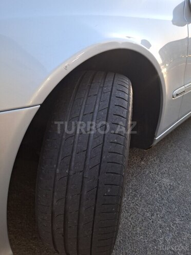 Mercedes E 220 2005, 450,000 km - 2.2 l - Bakı