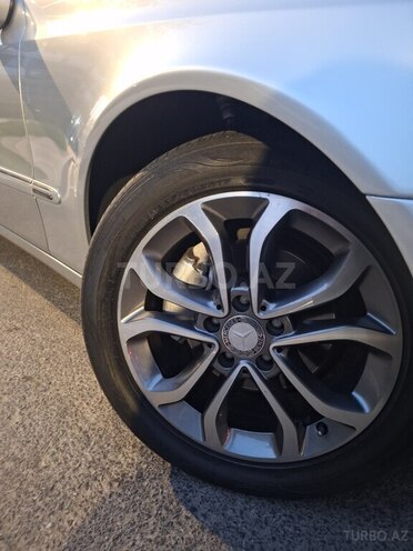 Mercedes E 220 2005, 450,000 km - 2.2 l - Bakı