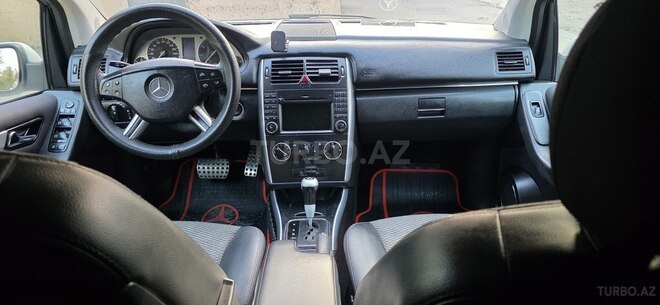 Mercedes B 180 2010, 192,000 km - 1.7 l - Sumqayıt