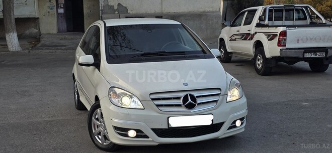 Mercedes B 180 2010, 192,000 km - 1.7 l - Sumqayıt