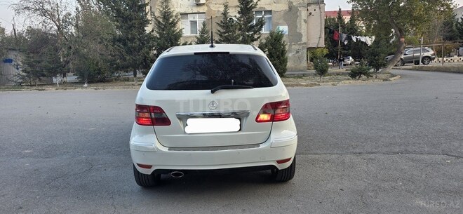 Mercedes B 180 2010, 192,000 km - 1.7 l - Sumqayıt