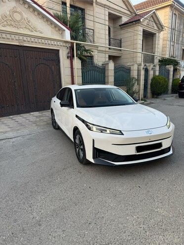Changan Qiyuan A05 2024, 70,000 km - 1.5 l - Bakı