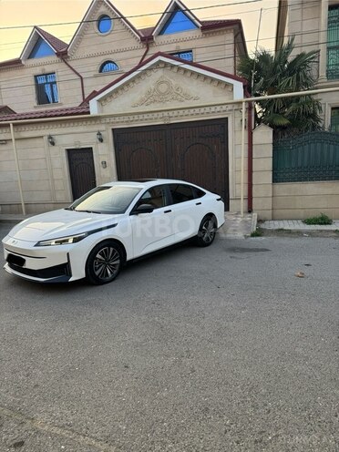 Changan Qiyuan A05 2024, 70,000 km - 1.5 l - Bakı