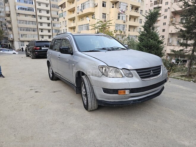 Mitsubishi Airtrek 2003, 380,000 km - 2.0 л - Bakı