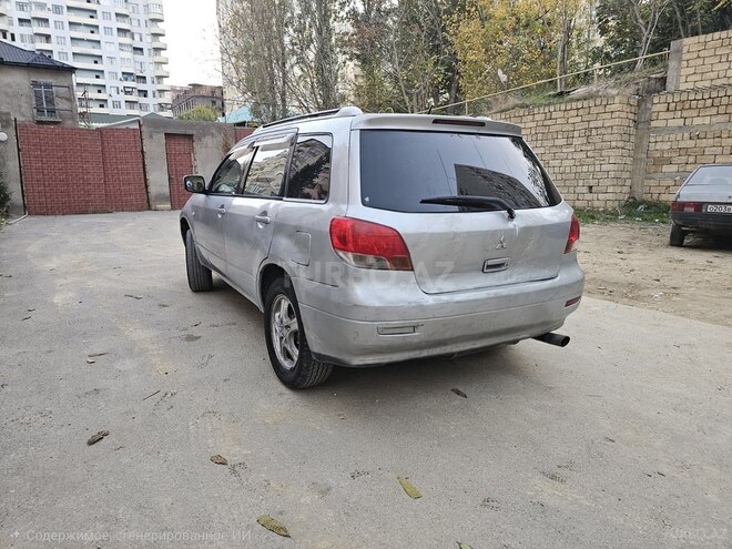 Mitsubishi Airtrek 2003, 380,000 km - 2.0 л - Bakı