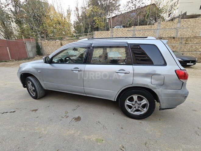 Mitsubishi Airtrek 2003, 380,000 km - 2.0 л - Bakı