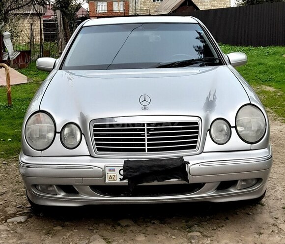 Mercedes E 240 1999, 309,000 km - 2.4 l - Masallı