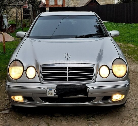 Mercedes E 240 1999, 309,000 km - 2.4 l - Masallı