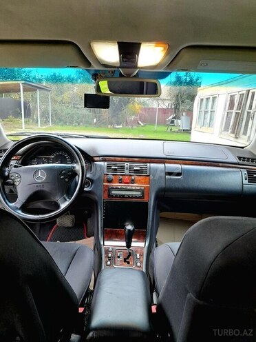 Mercedes E 240 1999, 309,000 km - 2.4 l - Masallı