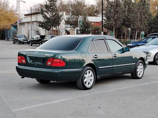 Mercedes E 230 1995, 450,000 km - 2.3 l - Sumqayıt